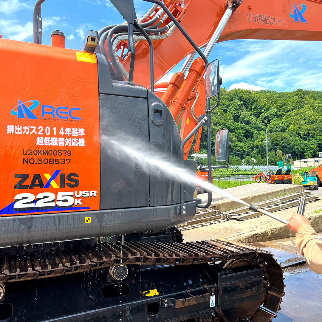 お知らせ❁ ZX135USK-7｜SNS｜メディアライブラリー｜日立建機日本