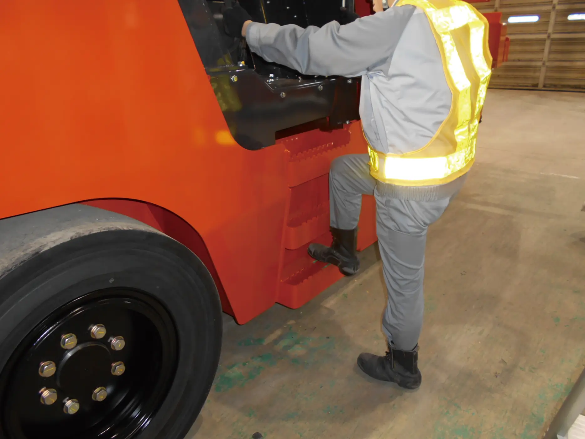 ZC220P-7｜レンタル｜商品情報｜日立建機日本