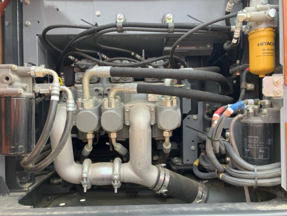 ゆっき 油圧ショベル｜ZX200LC-6-512081号機｜中古車在庫情報｜商品情報